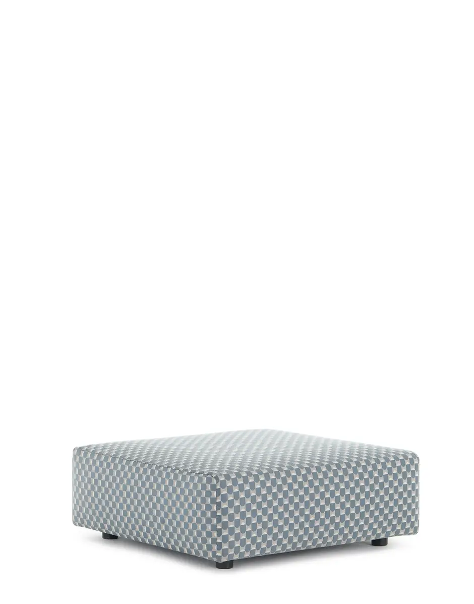 Kartell Plastics outdoor liberty pouf obi check Piero Lissoni Sottocosto