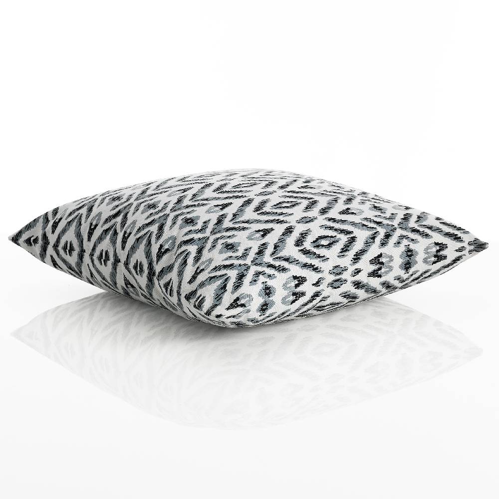 Oresteluchetta Cuscino IKAT B&W Qualità Garantita