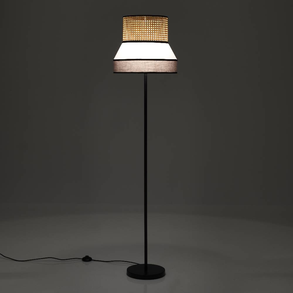 Oresteluchetta LAMPADA DA TERRA EUCLA I Più Venduti