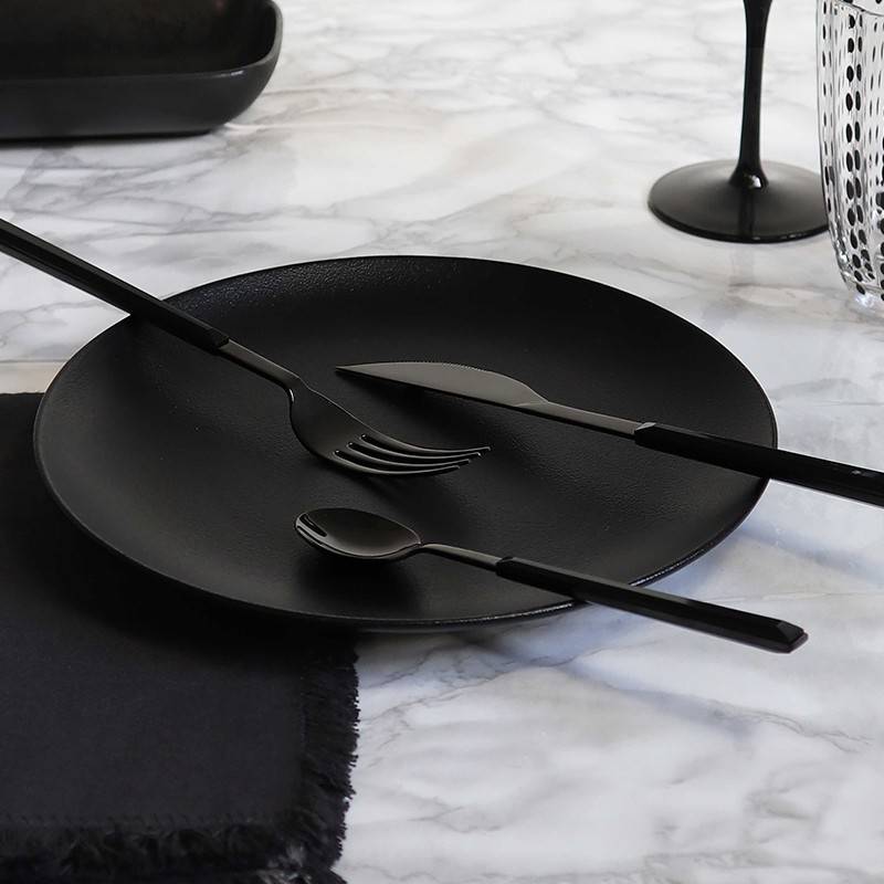 Pintinox Sushi Anniversary Black&Black » set 24 posate da tavola in acciaio Consegna Veloce