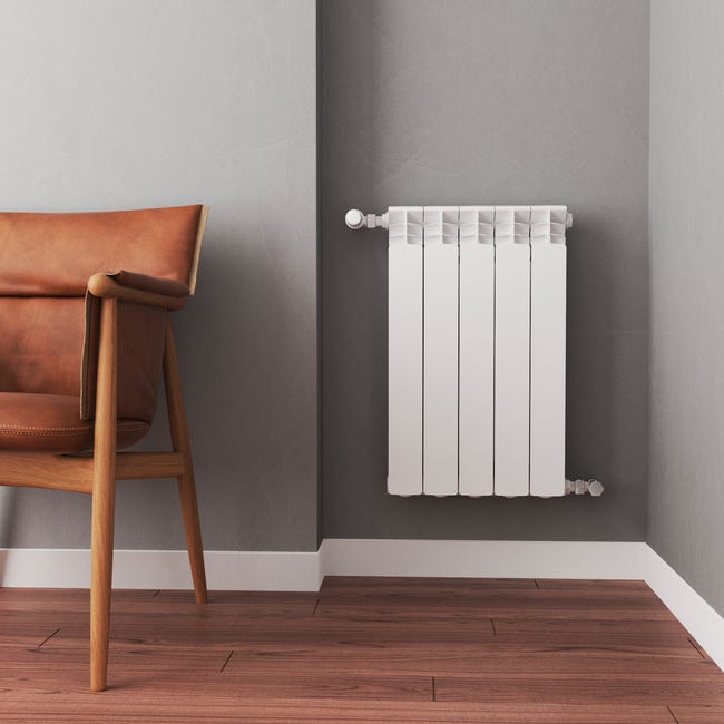 Leroymerlin Radiatore acqua calda EQUATION ALURAD in alluminio 5 elementi interasse 600 mm bianco In Linea