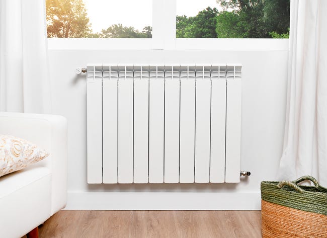Leroymerlin Radiatore acqua calda EQUATION ALURAD in alluminio 10 elementi interasse 600 mm bianco Soddisfazione Garantita