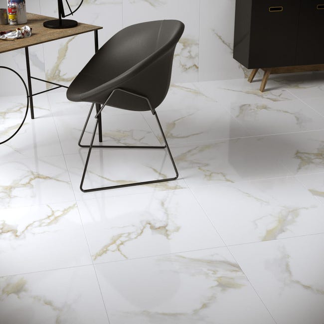 Leroymerlin Piastrella da pavimento e rivestimento interno rettificato Fantastica in gres porcellanato oro 60 x 60cm Sp. 9 mm traffico medio forte (pei 3/5) R9 In Vendita