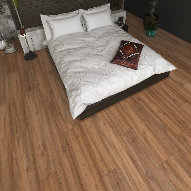 Leroymerlin Pavimento laminato ARTENS H2O HONEY marrone resistente all'acqua Sp 8mm Nuova