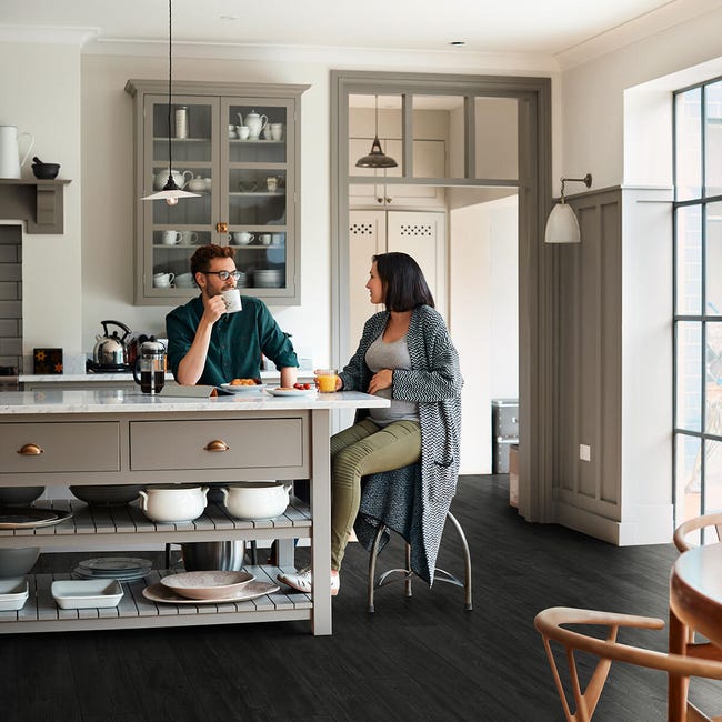 Leroymerlin Pavimento laminato ARTENS Oak black nero resistente all'acqua Sp 8mm Promozione