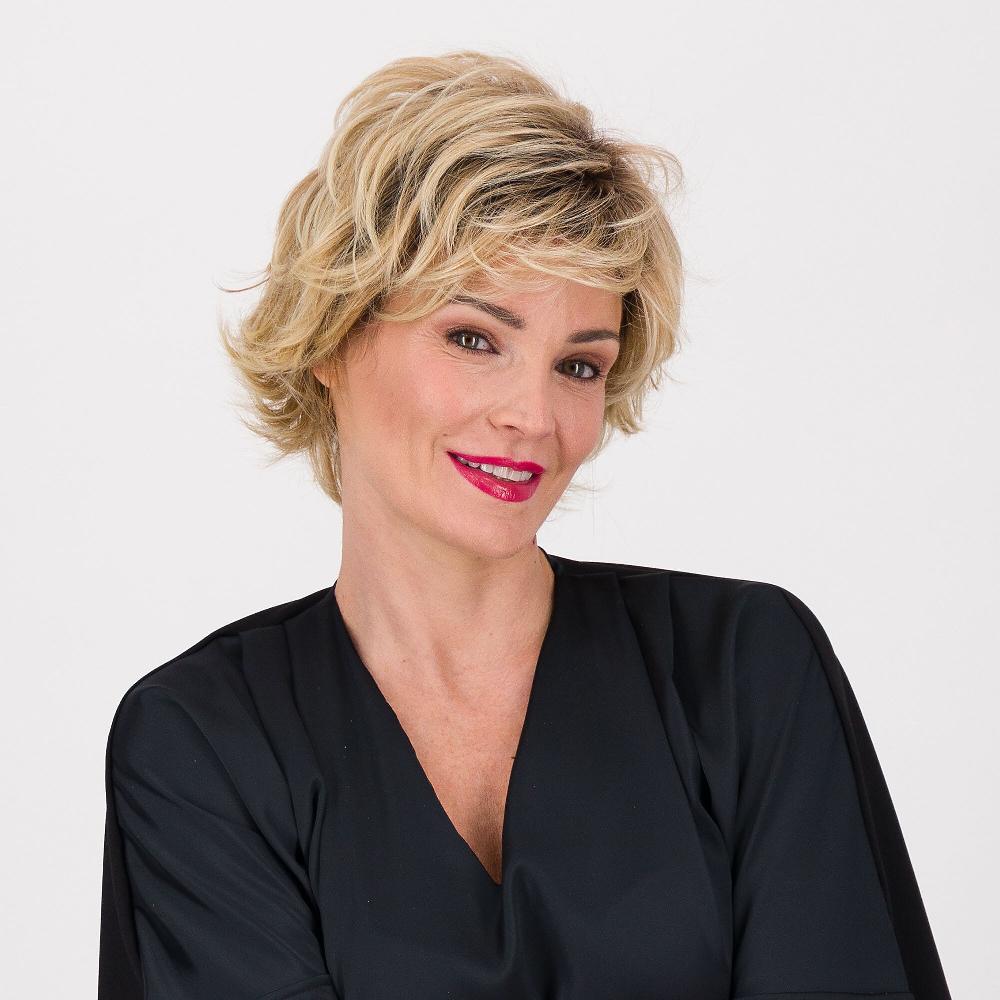QVC HairDo Parrucca corta Texured Flip taglio sbarazzino Promozione temporanea