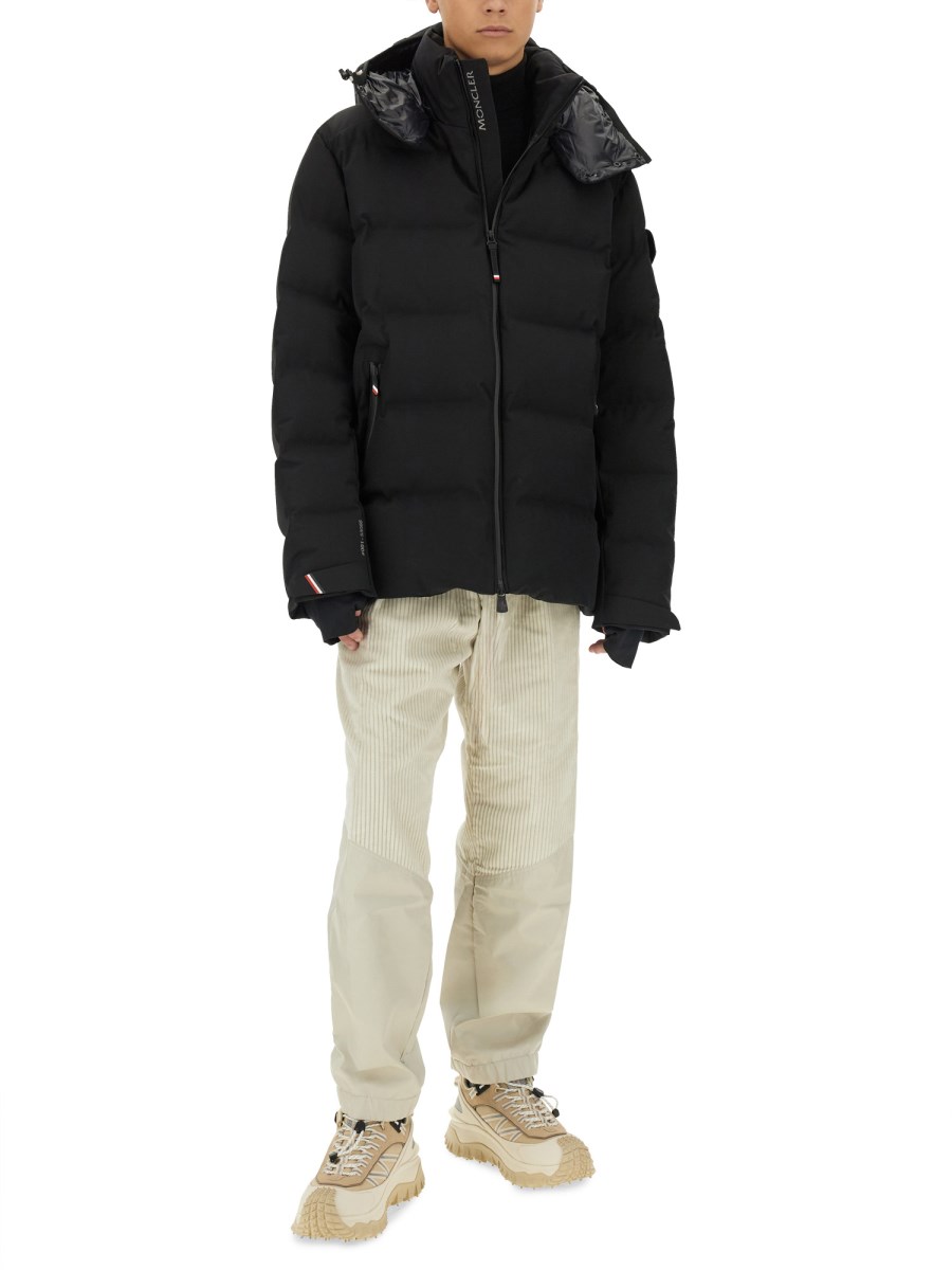MONCLER GRENOBLE GIACCA MONTGETECH IN NYLON Vendita