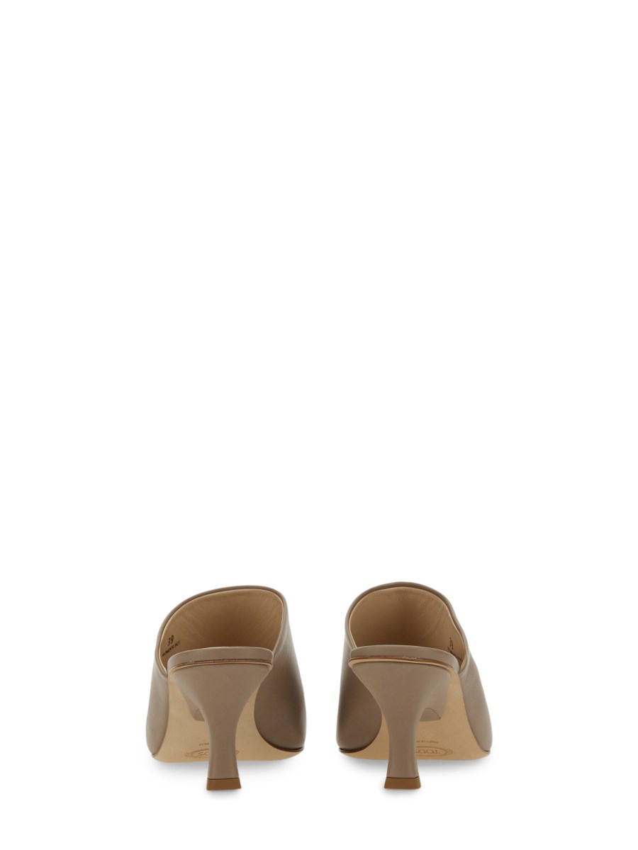 TOD&#39;S SANDALO IN PELLE Fino al 65% di sconto