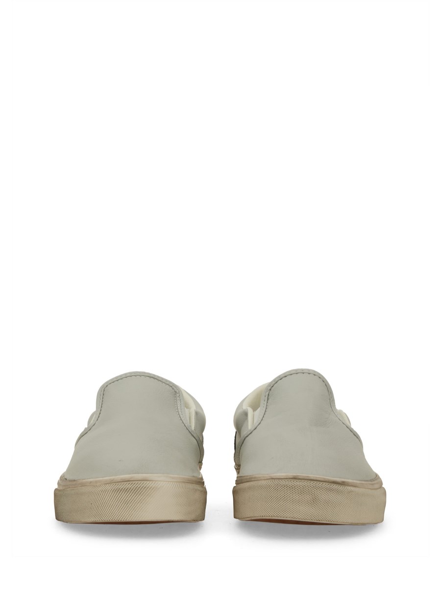 VANS SNEAKER SLIP-ON Lightning offer