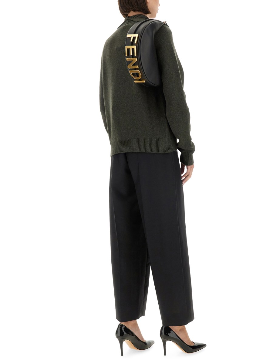 FENDI PULLOVER A COLLO ALTO IN CASHMERE Vendita Calda