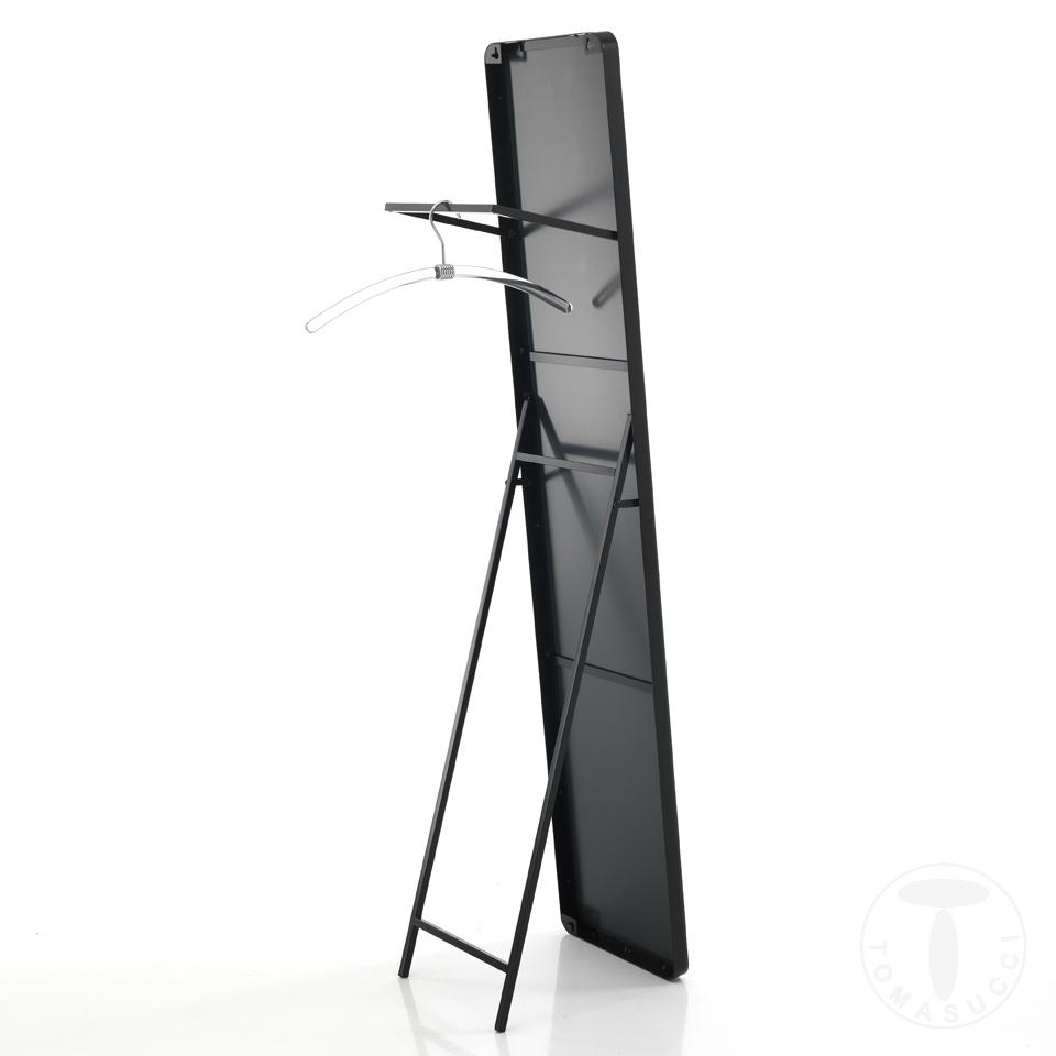 Tomasucci Specchio da terra / parete / appendiabiti CRAFTY 2025