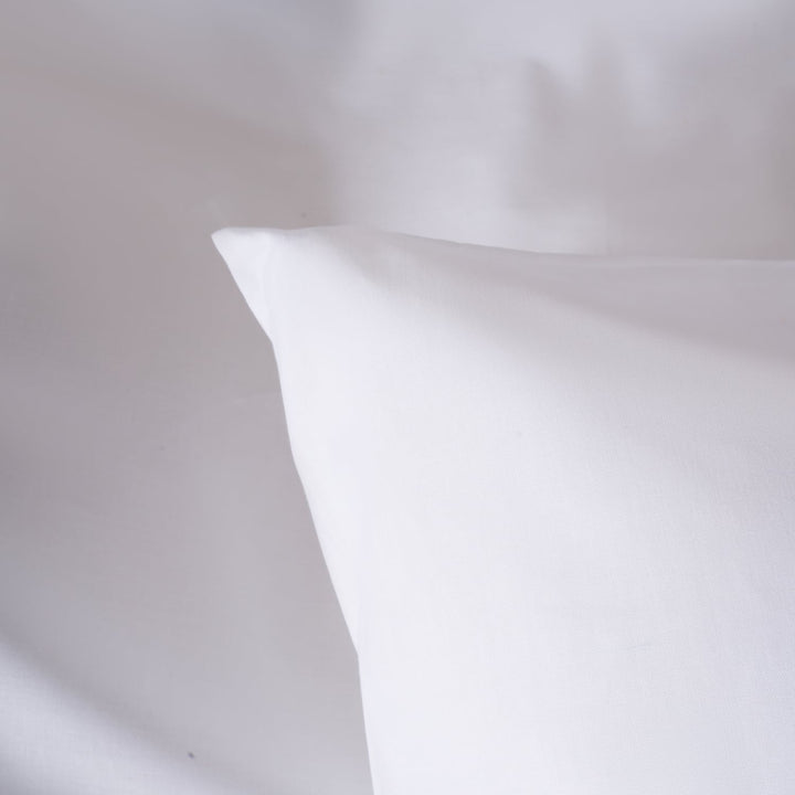 Zenoni & ColombiCopripiumino in 100% Cotone Bianco con Federe Ultimo giorno