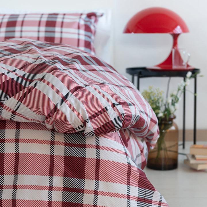 Zenoni & ColombiCopripiumino Newport Rosso in 100% Raso di Cotone Stampato Fantasia Tartan con Federe Sottocosto