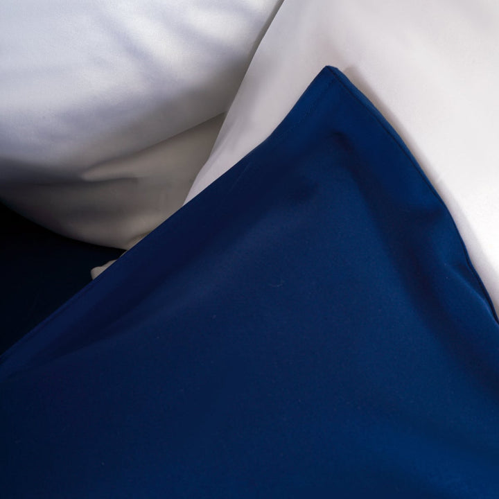 Zenoni & ColombiCompleto Lenzuola in 100% Raso di Cotone Blu Oltremare Offerta