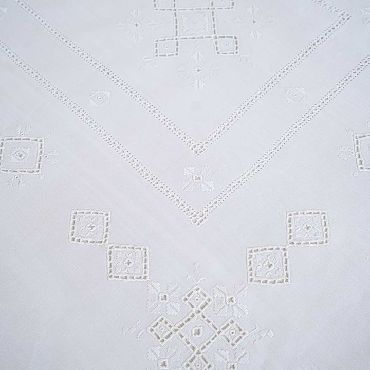 Zenoni & ColombiTovaglia Ricamata Punto Antico Italiano Promozione