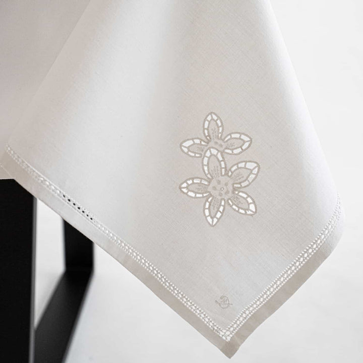Zenoni & ColombiTovaglia Ricamata Nicola in Lino Shopping Online